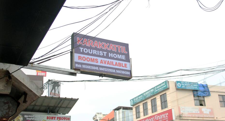 Karakkattil Tourist Home, Thekkady 3